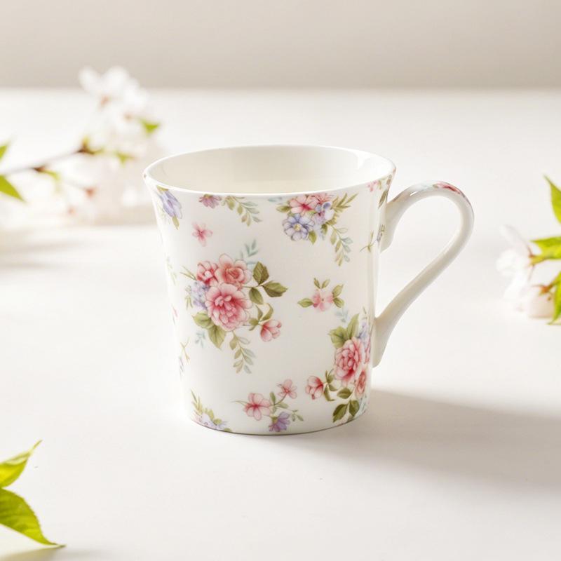 Bone China Coffee Cup with Small Floral Pattern English Afternoon Tea Flower Tea Coffee Cup Home Breakfast Milk Mug Women's Gift