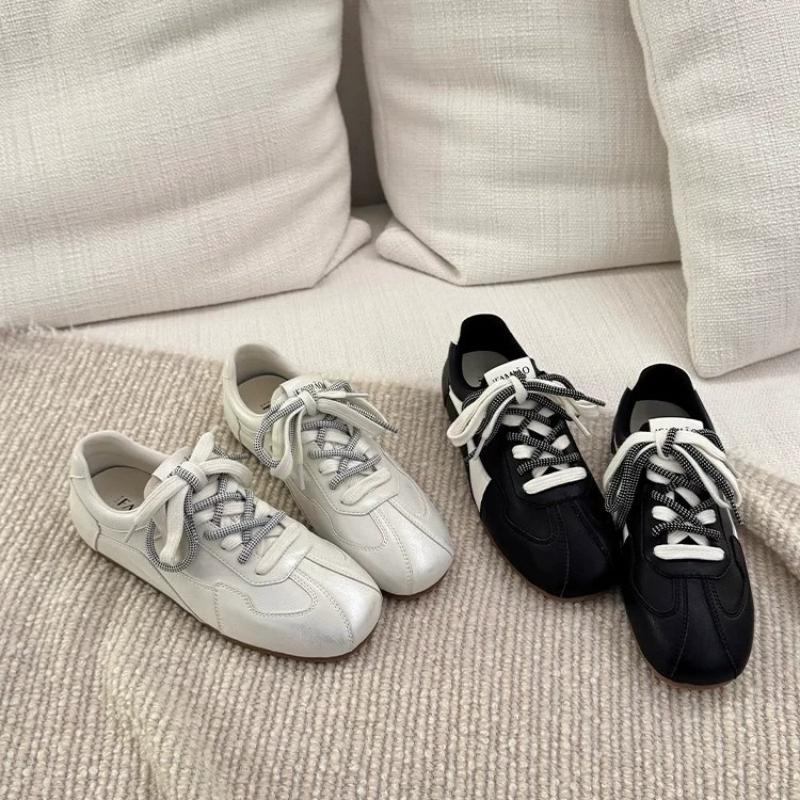 Fashion Women's Flats Shoes New Autumn Leather Shoes Ladies Moral Training Shoes Casual Flat Shoes Women Soft Sole Zapatos De Mujer