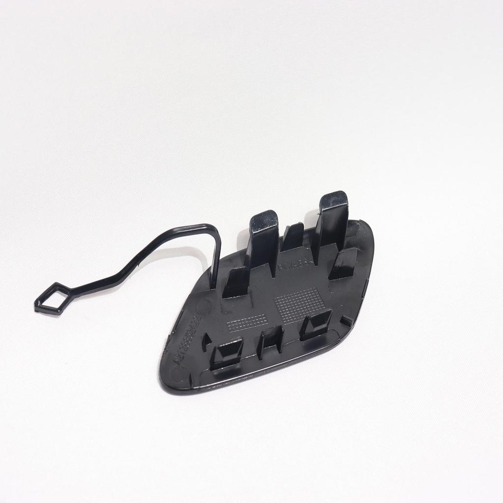 Mercedes-Benz Klasa E Pokrywa Haka Holowniczego Przedniego Zderzaka 2128152422