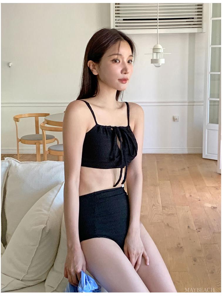 Korean Style Women's High-End Split Bikini: Solid Color, Backless, Perfect for Hot Springs & Vacations