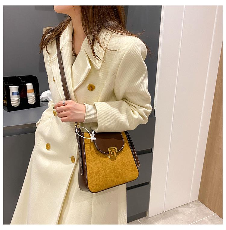 Korean version trendy fashion casual commuter women's shoulder bag European and American retro messenger bag color matching PU small square bag