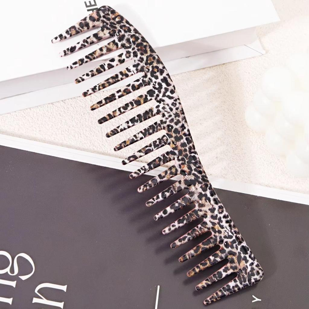 1pc Animal Pattern Styling Comb - Ergonomic Wide Toothed Comb Suitable for All Hair Types, Durable ABS Handle