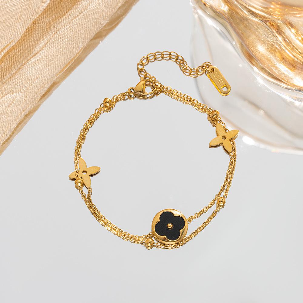 Four Leaf Clover Titanium Steel Bracelet with a Light Luxury and High-end Feel for Women, Simple and Niche, Not Fading Hand Jewelry