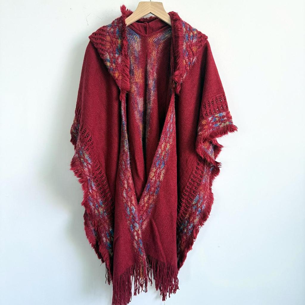 Ethnic Style Hooded Tassel Shawl Cloak – Women's Warm Knitted Cape, 2025 Collection.