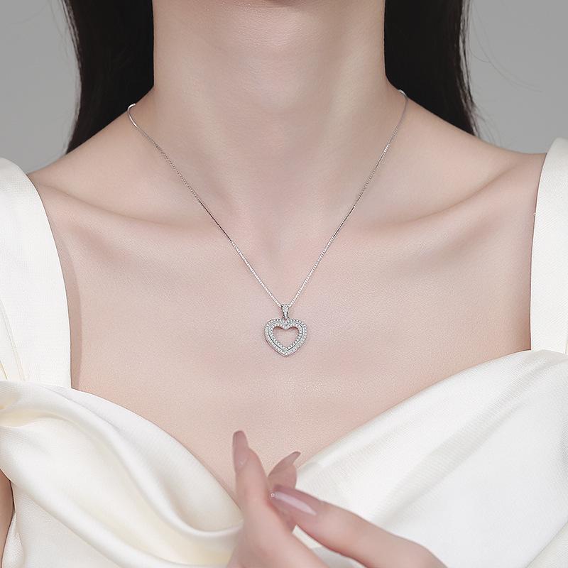 Yin Baichuan S925 Sterling Silver Double Layer Heart Moissanite Necklace for Women - Cute, Sweet, and Exquisitely Gorgeous