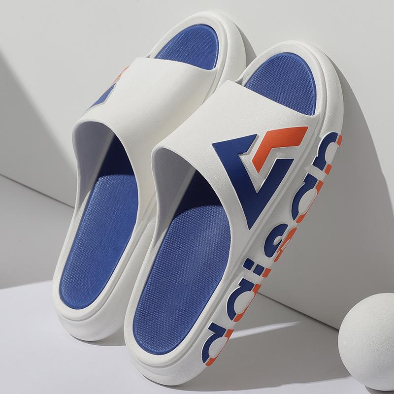 

New men wear cool slippers outside, summer women s thick bottom couple home bathroom flip-flops 44-45