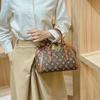 2024 Women's Genuine Leather Retro Crossbody Shell Handbag