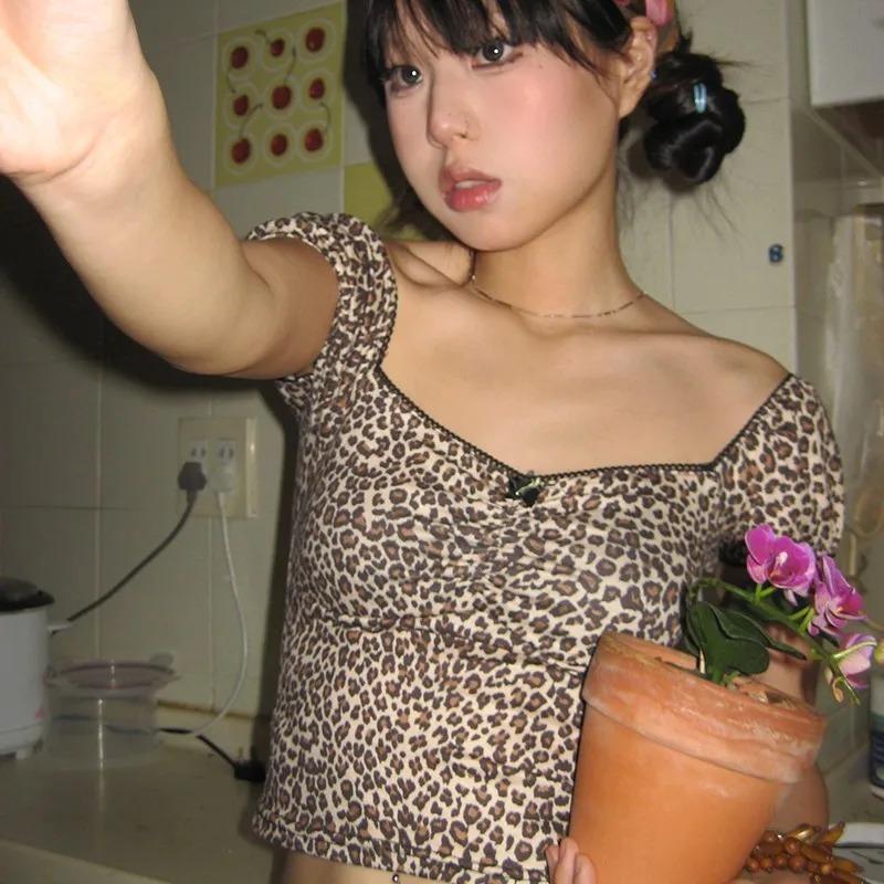 Japanese Y2k Leopard Print Tops Vintage Short Sleeve Crop Top Trashy 2000s V-neck Lace T-shirt Coquette Korean