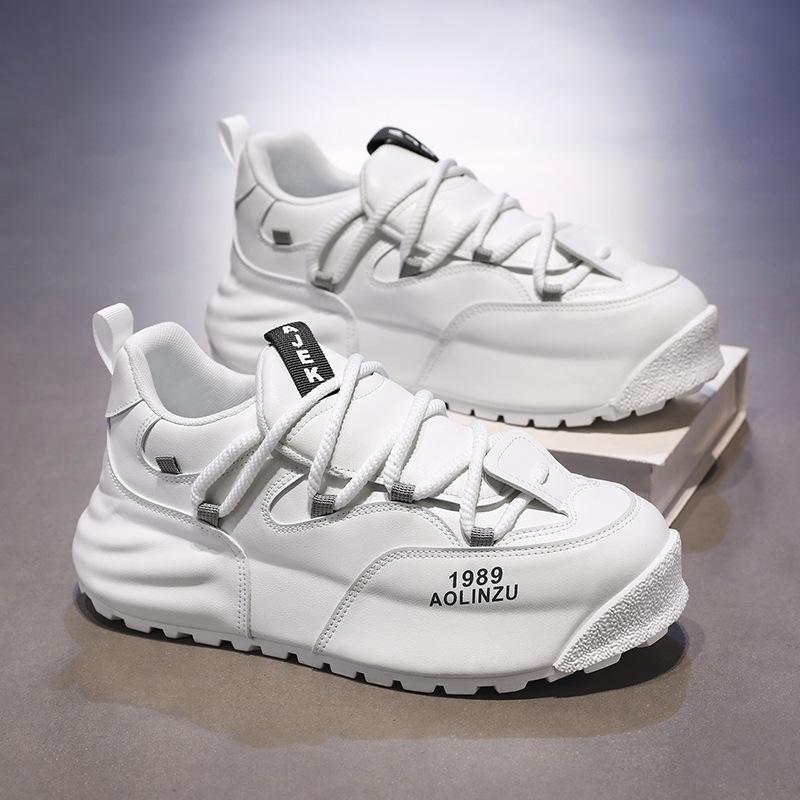 Men's Casual Lace-Up Sneakers Breathable Athletic Walking Shoes Non Slip Lightweight Comfortable Tennis Sneakers Workout Sports Running Shoes for Men