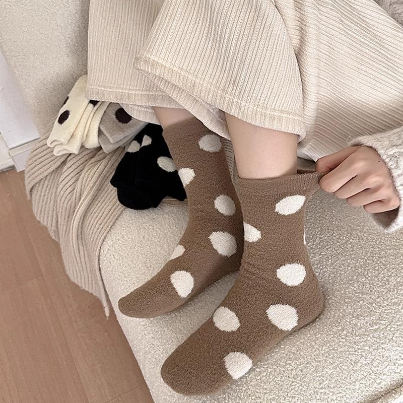 Women's Autumn and Winter Thickened and Velvet Warm Wool Ring Polka Dot Wool Tube Socks