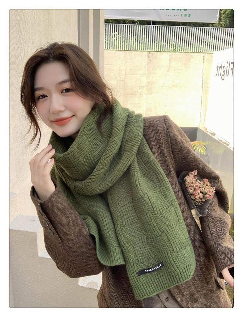 Popular green high-value scarf women's winter Korean version versatile student couple thickened warm knitted ins scarf