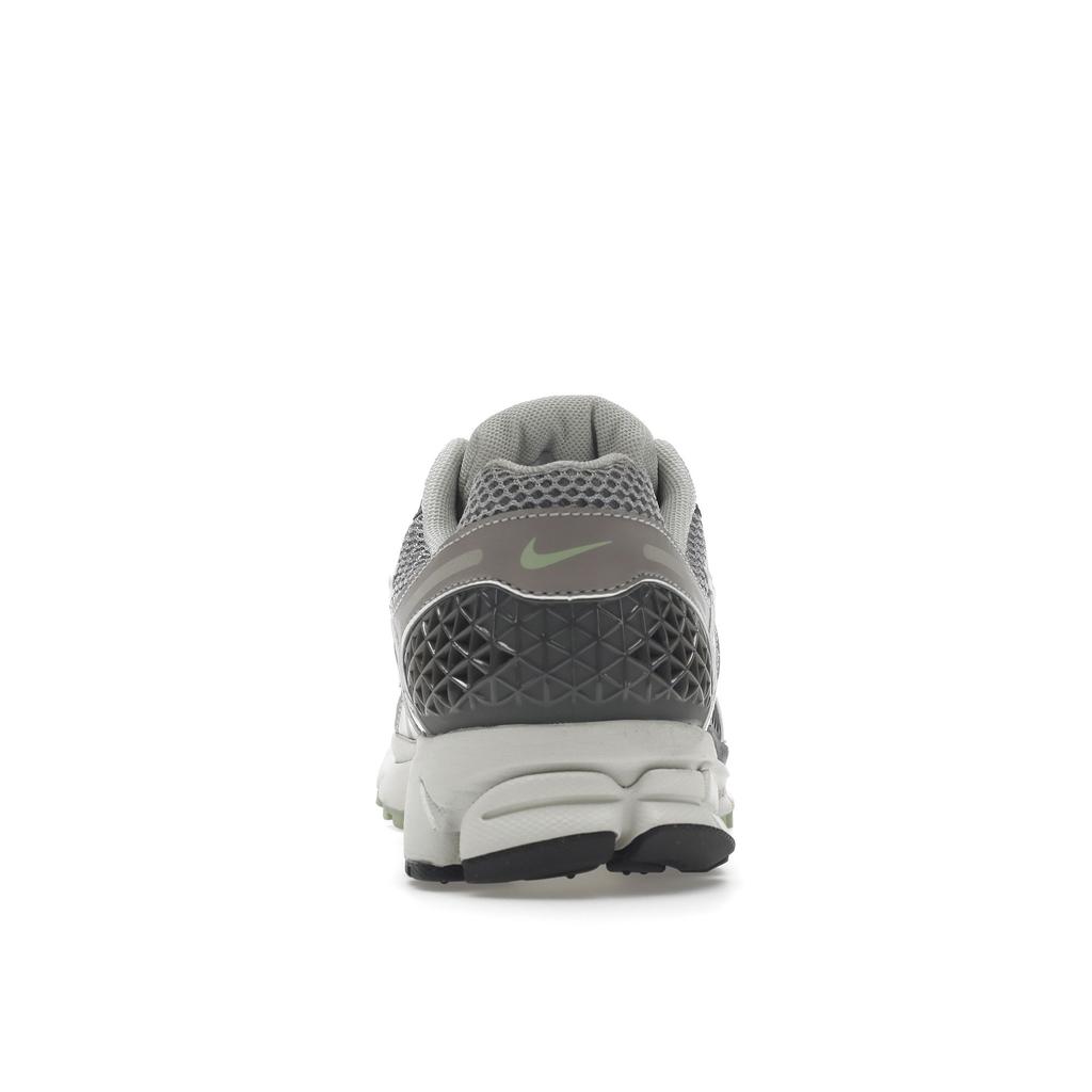 Nike Air Zoom Vomero 5 'Cobblestone' (Women's) FB8825-001