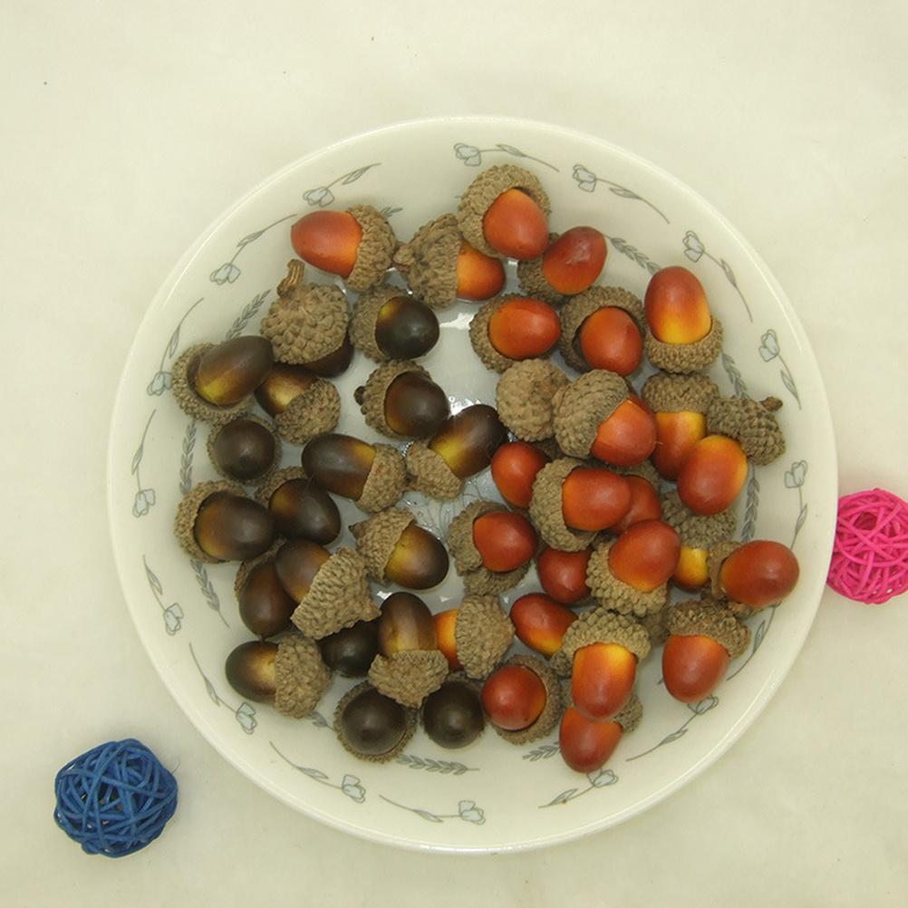 100Pcs Artificial Vivid Realistic Acorns Small Set Decorative Nuts for Christmas Table Display Party Wedding Home Garden