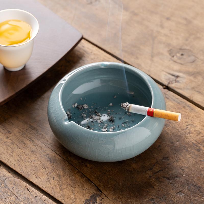 Ceramic Ru kiln ashtray creative mini ashtray Chinese practical easy to clean ashtray small personality trend