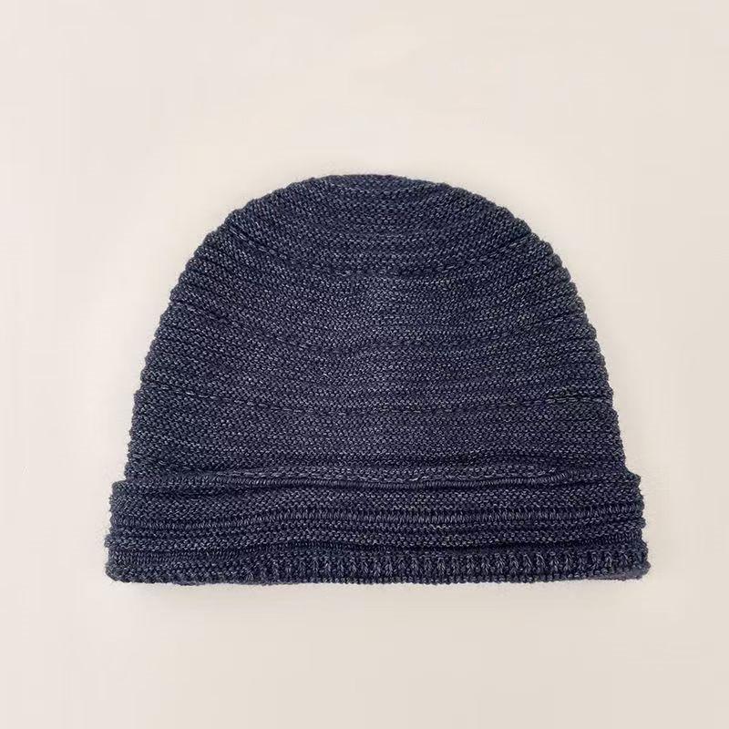 

Women s Autumn & Winter Knitted Beanie - Korean Style, Versatile, Warm Wool, Fashionable Cold-Weather Hat One Size темно-синього кольору