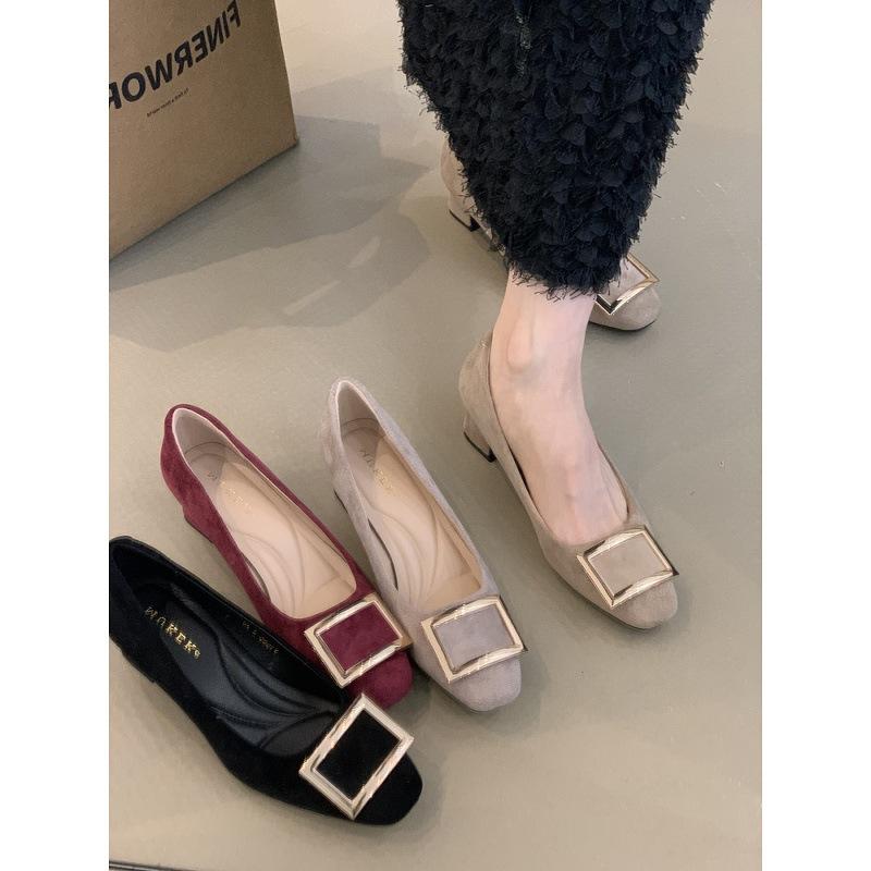 French square buckle high heels women's shoes 2025 new temperament elegant celebrity versatile thick heel commuting light mouth single shoes