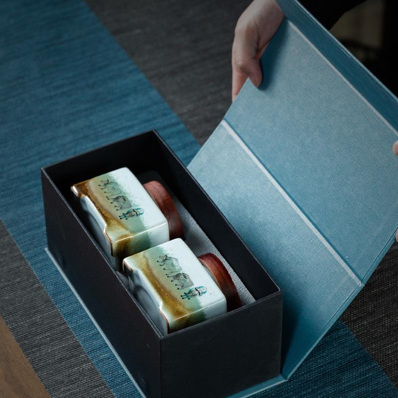 Blue and White Porcelain Tea Pot with Lid Ceramic Seal Candy Coffee Bean Medicinal Material Pot Tea Warehouse Square Container