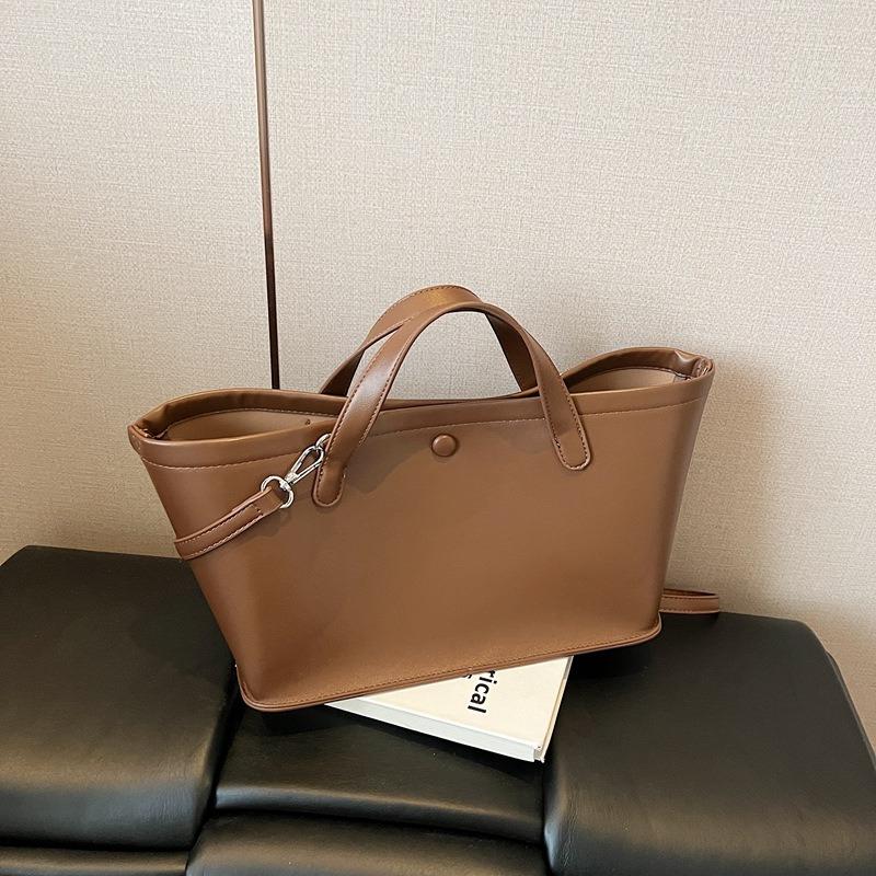 Premium commuter bag women's new fashion versatile messenger bag summer hand-held child and mother bucket bag