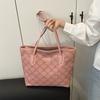 Fashion and popular spring women's 2025 new large-capacity tote bag fashionable shoulder underarm bag simple and versatile portable