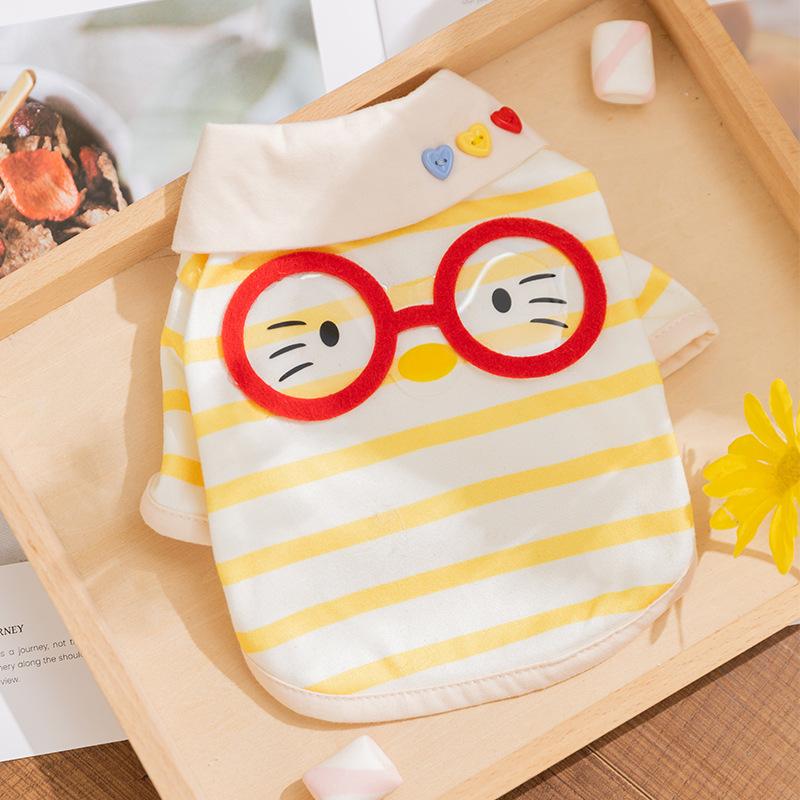 Frühling und Sommer neue Hundekleidung dreidimensionale Puppe gestreifte dünne Weste Katze Haustierkleidung