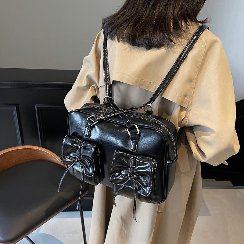 Retro high-end portable small square bag women's bag 2025 new simple commuter bag casual backpack