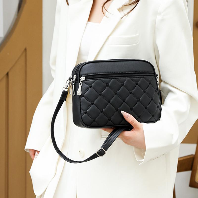Women's Sling Shoulder Small Square Handbag Quilted Design PU Leather Crossbody Bag Versatile Messenger Bag