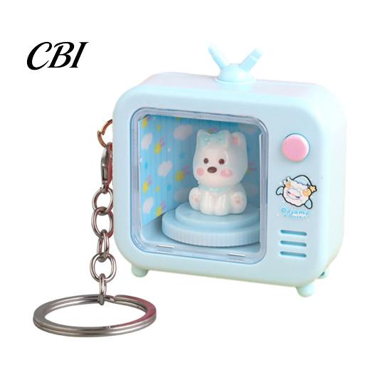 Portable Travel Lighting Rotating Animal TV Keychain, Funny Retro Television Shaped Keychain with Macaron Color Key Ring LED Light, Cartoon