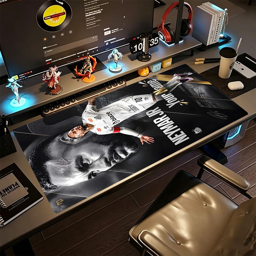 Neymar Jr Fußball Kunstwerk Personalisieren Sie Ihren Namen Mauspads Gaming Laptop Mauspads Computertisch Tastaturmatte Rutschfester Gummiunterseite