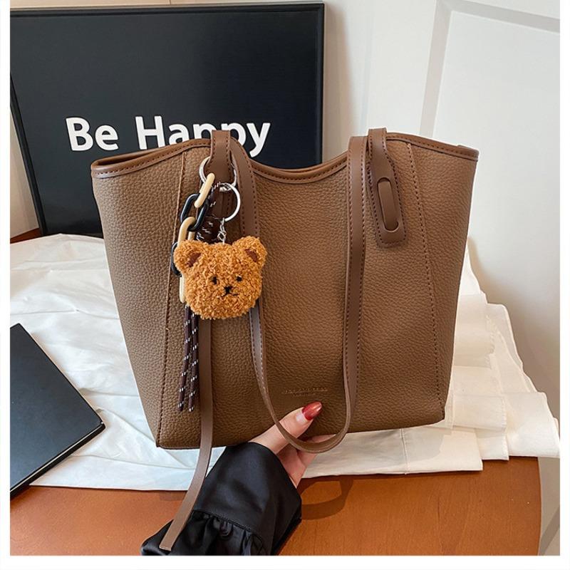 

Retro bag women s large-capacity new autumn and winter versatile shoulder bag premium texture commuter tote bag коричневый