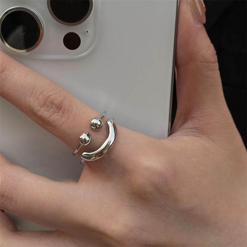 Nouvelle Bague Couleur Argent Forme Sourire pour Femmes Filles Y2K Bagues en Acier Inoxydable Bague à Ouverture Réglable Bijoux de Mode Cadeaux d'Amis