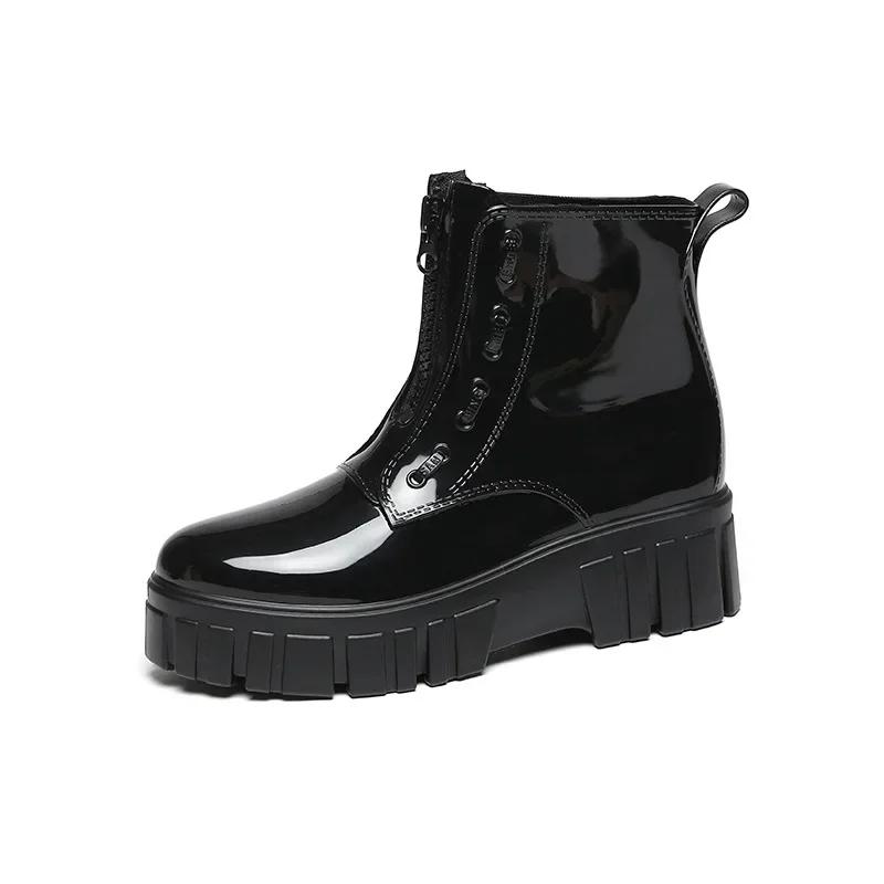Fashion Women Thick Soled Rain Boots Non-Slip Fashion Outdoor Wear-resistant Rubber Waterproof Shoes Women Jelly Soft Soled Rain Boots