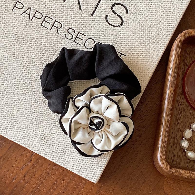 Elegant Vintage Camellia Handmade Flowers Hair Ties Headband Women Stylish and Chic Headrope Hair Scrunchies Hair Accessories