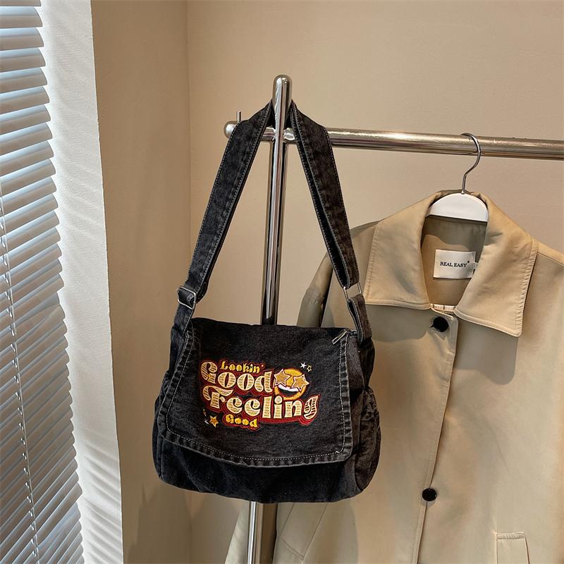 Large Capacity Denim Bag Student Class Crossbody Bag Letter Embroidery Women Commuter Tote Bag