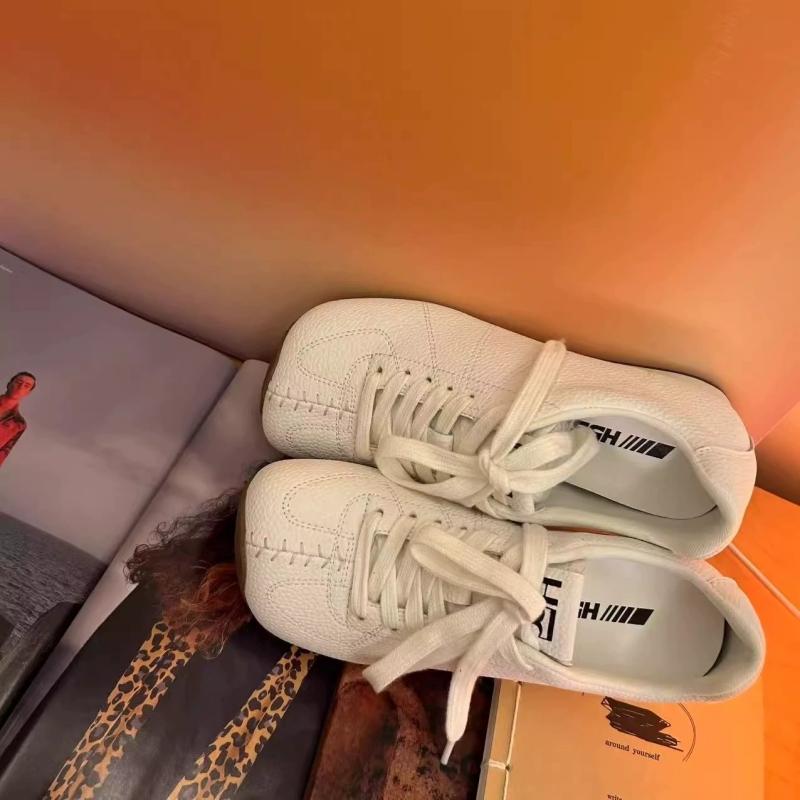 Fashion Shoes Woman 2025 Trend Casual Sneakers Comfortable Lace Up Flats Tennis Shoe Breathable Walking Shoes Zapatillas De Mujer