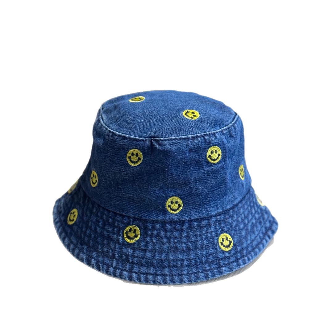 New casual denim fisherman hat for women, Korean style trendy smiley face embroidery, versatile bucket hat with small brim for sun protection