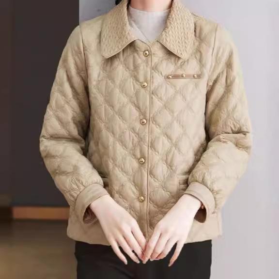 Autumn and winter new small fashion trend small fragrant design sense versatile short warm cotton jacket