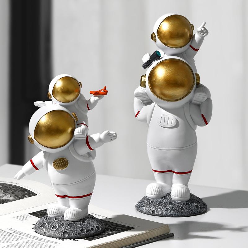 Family Astronaut Desktop Decoration Astronaut Series Office Nightstand Living Room Home Decoration Male Gift