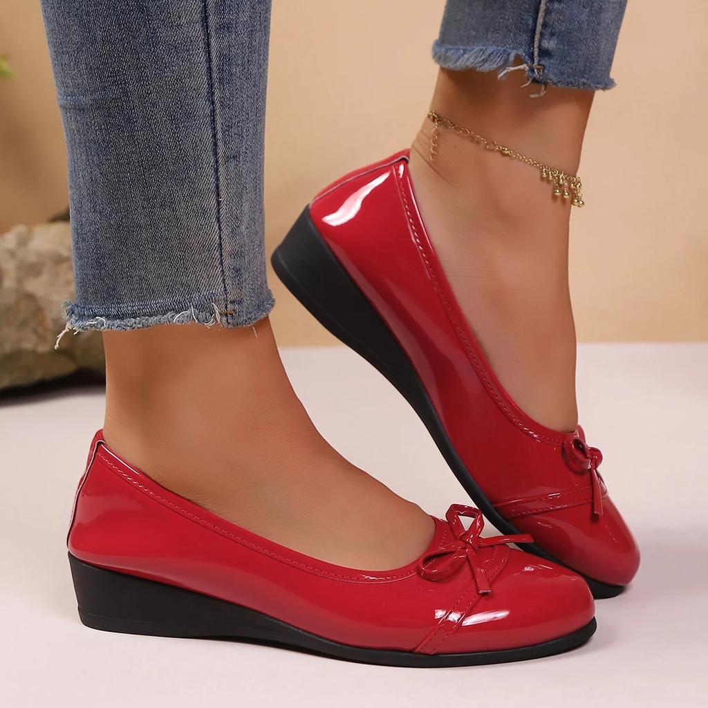 Retro Solid Round Toe Wedge Heel Pumps Women 2025 Summer Bowknot Decoration Patent Leather Pumps Sweet Mary Jane Shoes Women