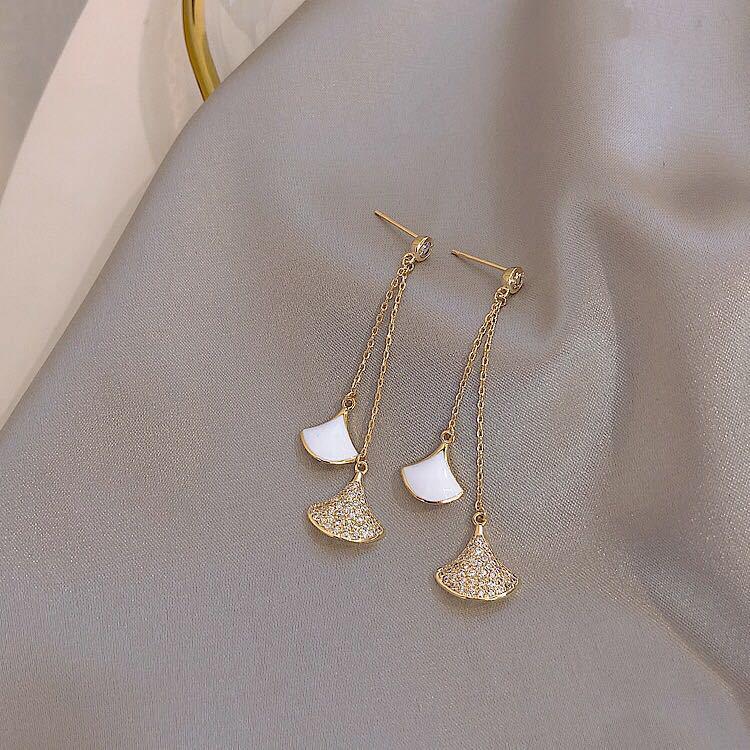 Korean Crystal Fan-Shaped Tassel Earrings In S925 Silver for Women