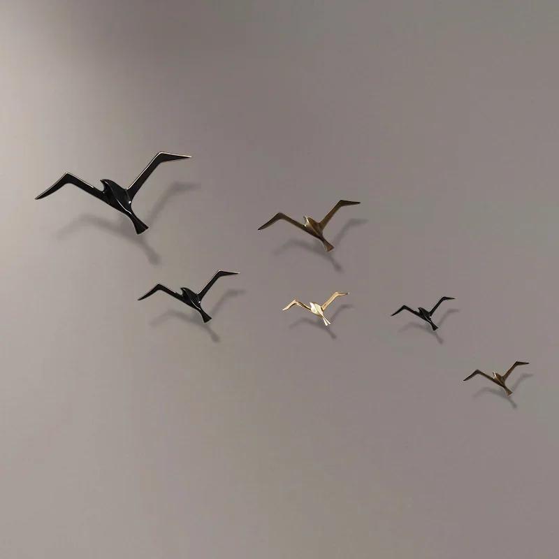 Luxury Pure Copper Seagull Statue Wall Hanging Metal Bird Sculpture Ornament Retro Office Cafe Wall Decoration Home Decor Gift