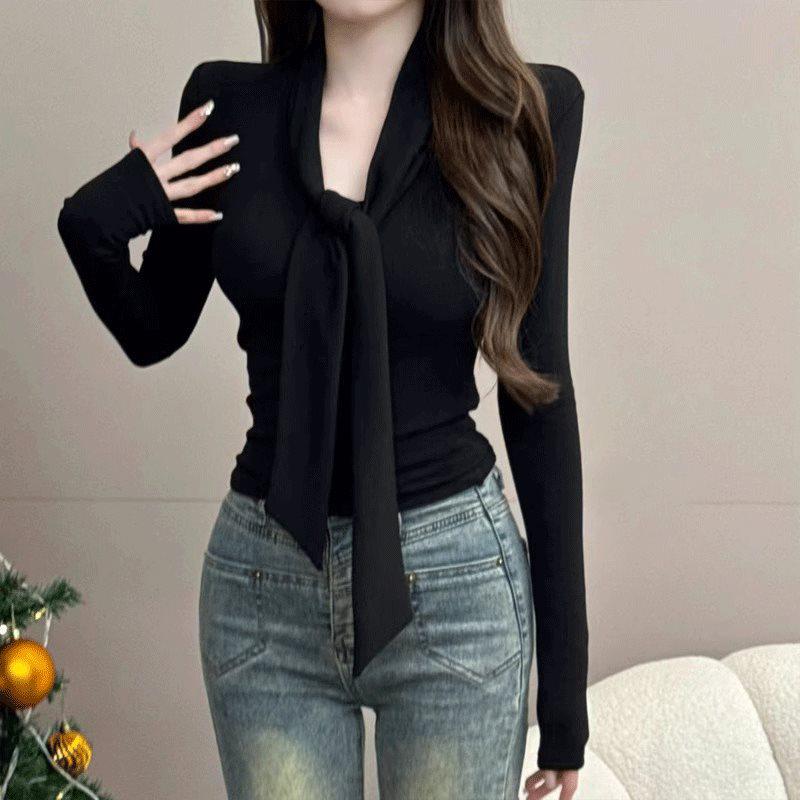 

Women s Slim Fit Long Sleeve Strappy T-Shirt - Early Autumn Design M 96-105 lbs чёрный