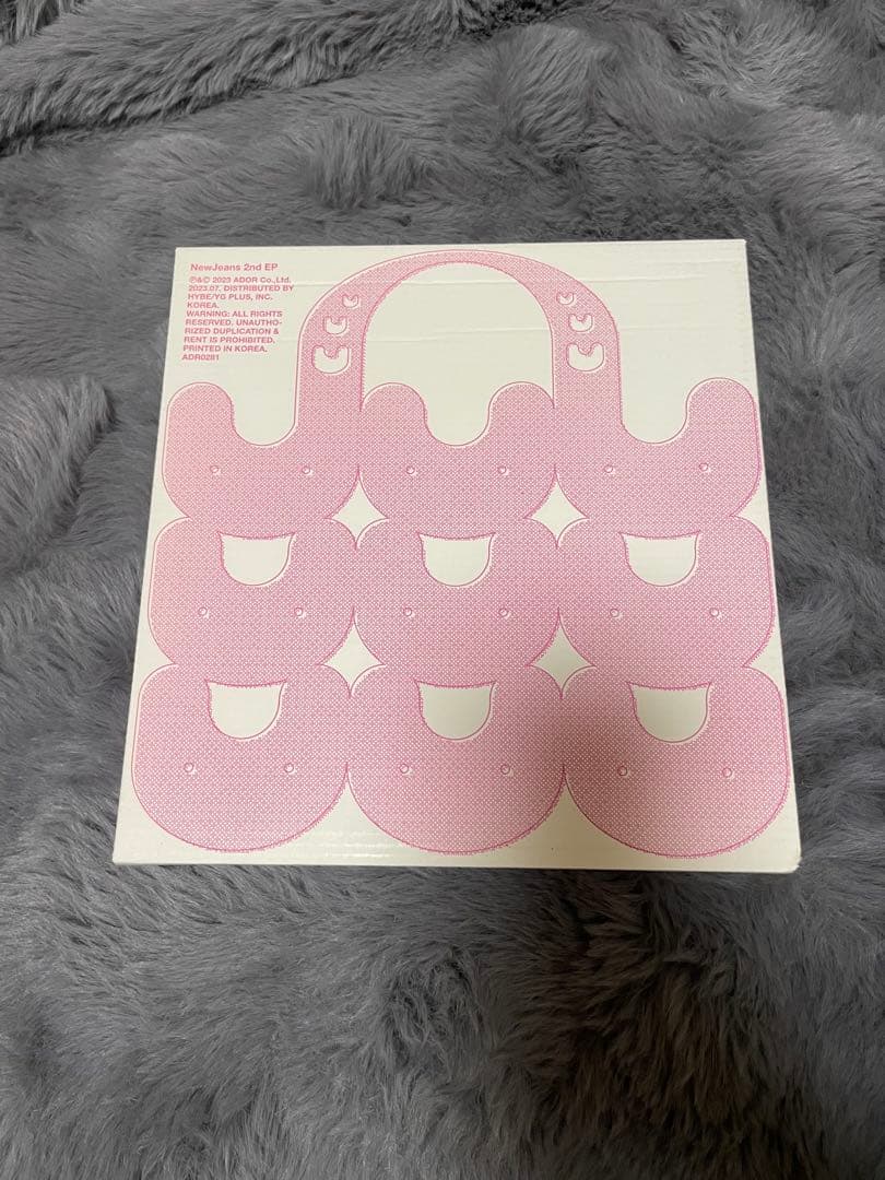 

[USED] NewJeans Get Up album