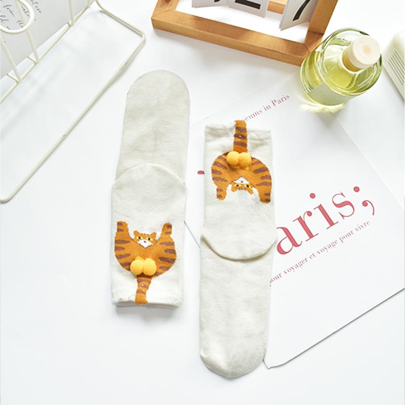 Women's 3D Cartoon Cat Mid-Calf Socks - Cute Korean Style for Autumn/Winter