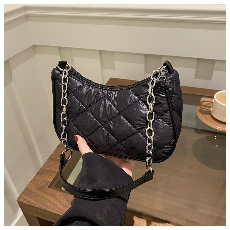 Popular Niche Design Bag Women's Versatile High-end Chain Shoulder Handbag Felt Armpit