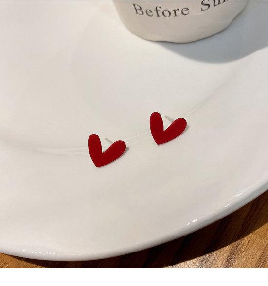 

Женские серьги-гвоздики с красным сердцем, маленькие и темпераментные, универсальные праздничные серьги, серьги из серебра 925 пробы