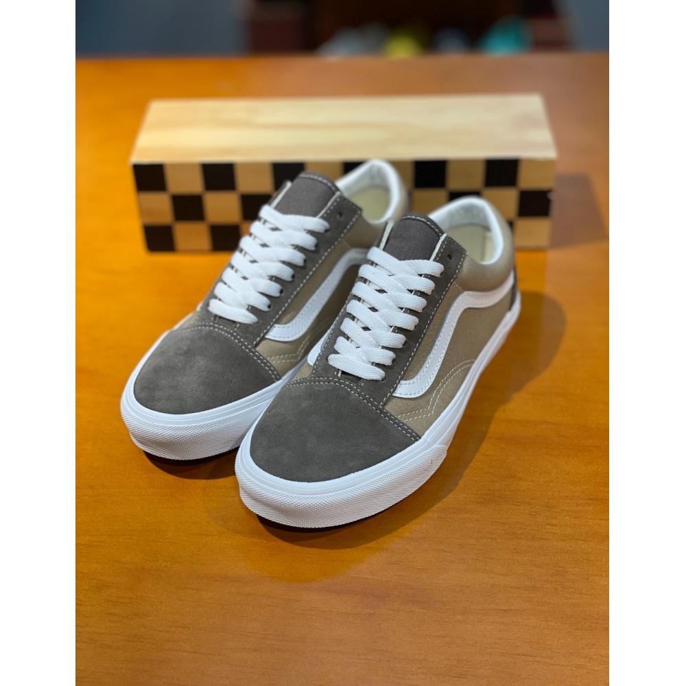 

Vans Unisex Sneakers Old School Canvas Suede Block Brown Vn000ct8bro Braun/220
