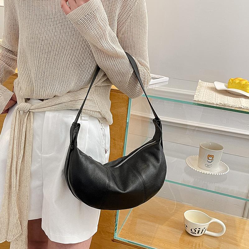 2026 New Arrival Women's Genuine Leather Crescent Vintage Solid Hobo Shoulder Bag Soft Cowhide Crossbody Bag for Daily Commute