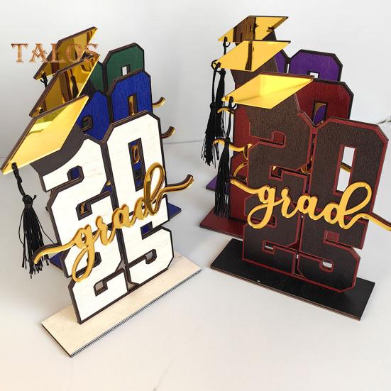 Class of 2025 Graduation Table Sign High School College Graduates Bachelor Hat Wooden Sign with Base Home Graduation Ceremony Party Decoration