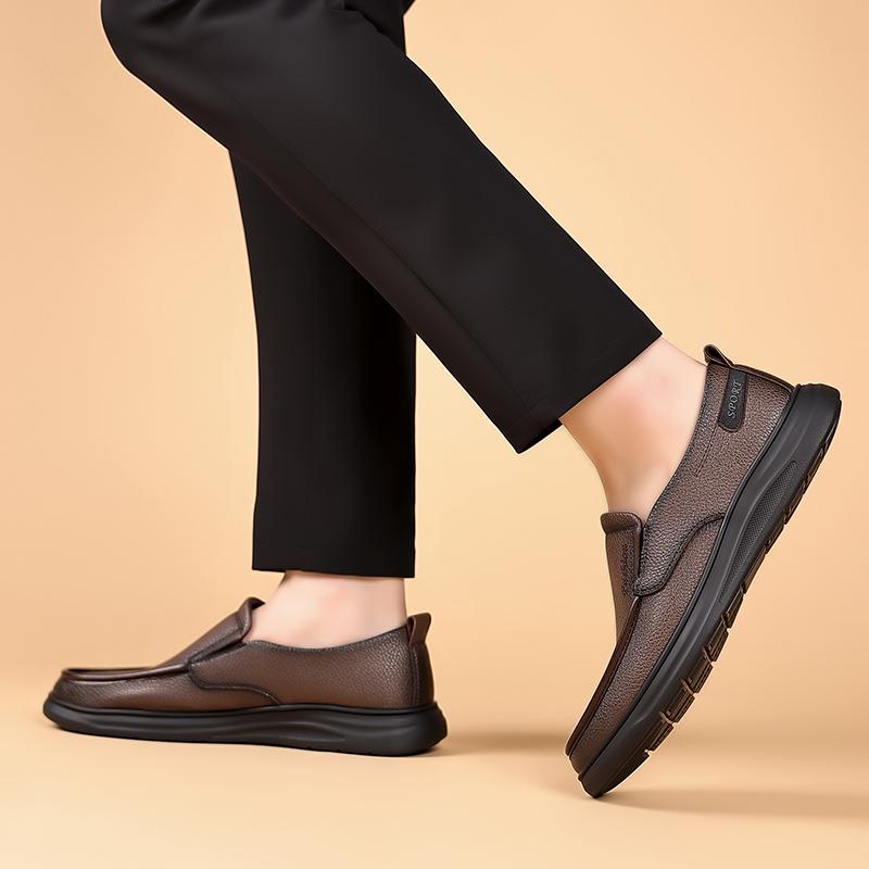 Fashion Men's Classic Loafers Brown Cowhide Business Leather Shoes Footwear Office Man Walking Shoes Wedding Party Dress Shoes Moccasins