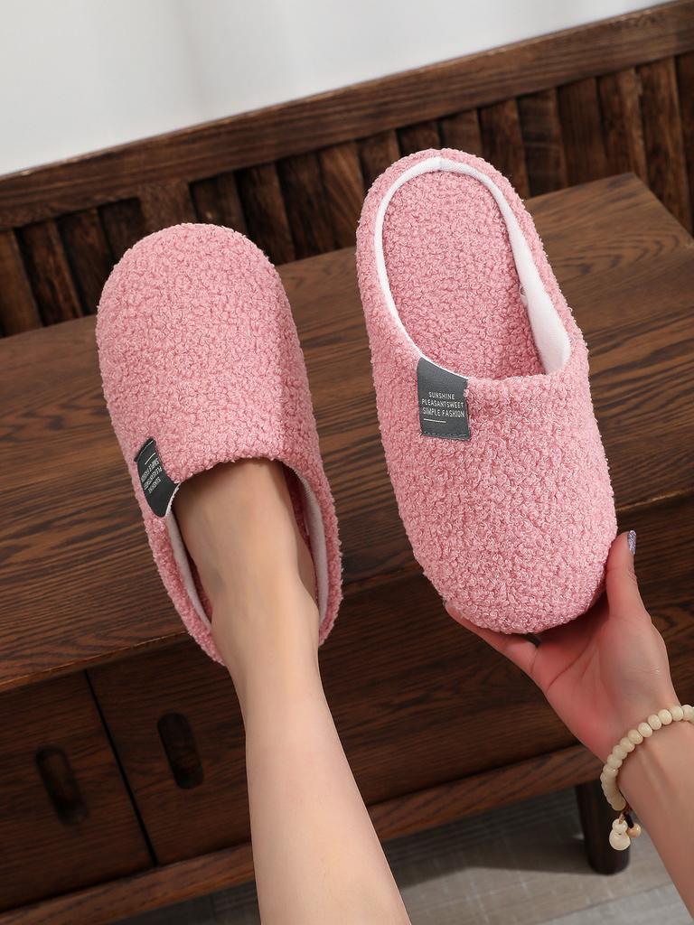 New soft-soled home cotton slippers are simple, lightweight and silent indoor couple home shoes